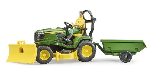 Zahradní traktor Zahradní traktor John Deere, s přívěsem a zahradníkem
